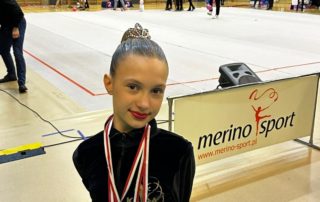 Ania zawody gimnastyczne (1)